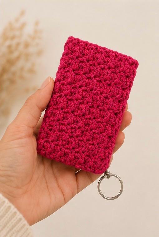 fuchsia-handmade-crochet-mini-wallet